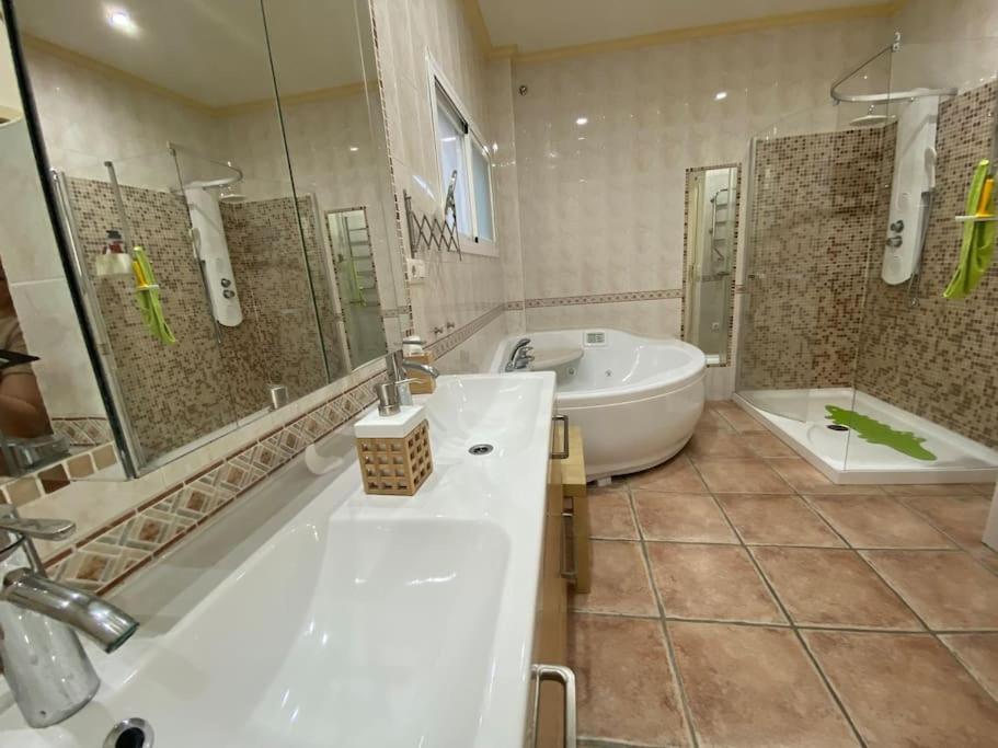Espectacular Atico Duplex Con 2 Terrazas & Piscina Villa Málaga Eksteriør bilde